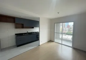 Foto 1 de Apartamento com 2 Quartos à venda, 51m² em Zona 07, Maringá