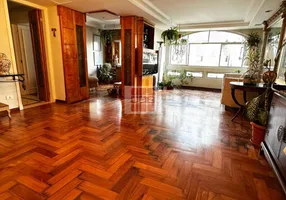 Foto 1 de Apartamento com 3 Quartos para venda ou aluguel, 138m² em Jardim Europa, São Paulo