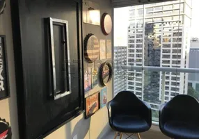 Foto 1 de Apartamento com 1 Quarto à venda, 50m² em Cerqueira César, São Paulo