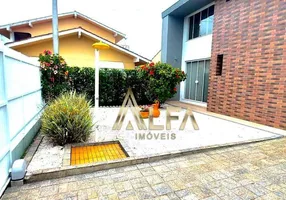 Foto 1 de Casa com 4 Quartos à venda, 219m² em Armação, Penha