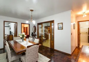 Foto 1 de Casa com 3 Quartos à venda, 291m² em Vila Ipiranga, Porto Alegre