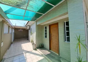 Foto 1 de Casa com 2 Quartos à venda, 115m² em Parque São Vicente, São Vicente