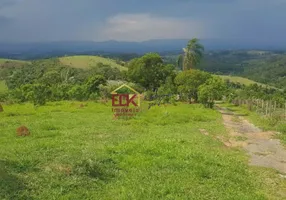 Foto 1 de Fazenda/Sítio à venda, 2000m² em Barreiro Rural, Taubaté