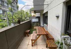 Foto 1 de Apartamento com 1 Quarto para venda ou aluguel, 81m² em Vila Madalena, São Paulo