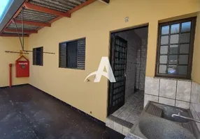 Foto 1 de Casa com 1 Quarto para alugar, 40m² em Centro, Uberlândia