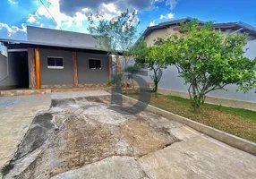 Foto 1 de Casa com 3 Quartos para alugar, 130m² em Jardim Ana Paula, Anápolis