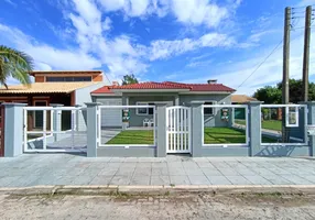 Foto 1 de Casa com 3 Quartos à venda, 120m² em Centro, Xangri-lá