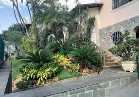 Foto 1 de Casa com 4 Quartos à venda, 246m² em Grajaú, Belo Horizonte