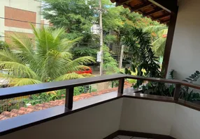 Foto 1 de Casa de Condomínio com 4 Quartos à venda, 200m² em Itacoatiara, Niterói