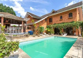 Foto 1 de Casa com 6 Quartos para venda ou aluguel, 600m² em Jardim Guedala, São Paulo