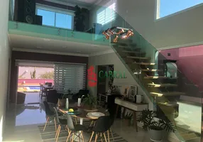 Foto 1 de Casa de Condomínio com 3 Quartos à venda, 290m² em Jundiaizinho Terra Preta, Mairiporã