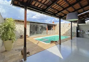 Foto 1 de Casa com 3 Quartos à venda, 103m² em Setor Garavelo, Aparecida de Goiânia
