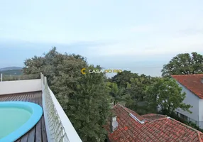 Foto 1 de Casa com 3 Quartos à venda, 297m² em Vila Conceição, Porto Alegre