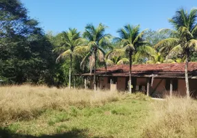 Foto 1 de Fazenda/Sítio com 3 Quartos à venda, 8400m² em Calundu, Itaboraí