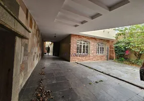 Foto 1 de Sobrado com 3 Quartos à venda, 300m² em Jardim França, São Paulo