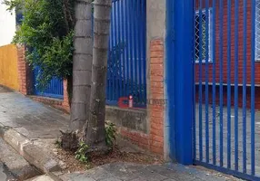 Foto 1 de Casa com 2 Quartos à venda, 400m² em Centro, Jaguariúna