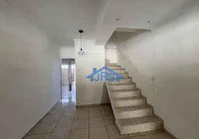 Foto 1 de Casa de Condomínio com 2 Quartos à venda, 74m² em Jardim Regina Alice, Barueri