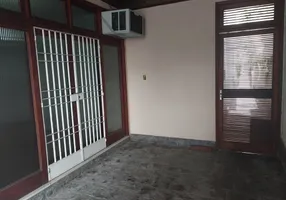 Foto 1 de Casa com 4 Quartos à venda, 310m² em Icaraí, Niterói