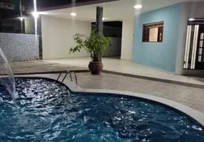 Foto 1 de Casa com 4 Quartos à venda, 384m² em Jardim Cidade Universitária, João Pessoa