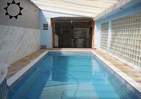 Foto 1 de Casa com 8 Quartos à venda, 500m² em Vila Anhanguera, Mongaguá