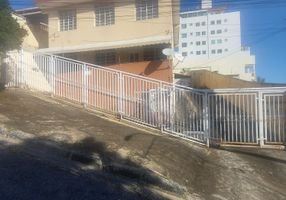 Foto 1 de Casa com 3 Quartos para alugar, 100m² em Diamante, Belo Horizonte