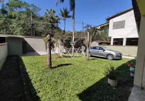 Foto 1 de Casa com 6 Quartos para venda ou aluguel, 800m² em Cantagalo, Caraguatatuba