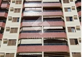 Foto 1 de Apartamento com 4 Quartos à venda, 156m² em Goiabeiras, Cuiabá