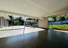 Foto 1 de Casa de Condomínio com 4 Quartos à venda, 300m² em Parque Alvamar, Sarandi