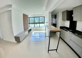Foto 1 de Apartamento com 2 Quartos à venda, 68m² em Estados, Balneário Camboriú
