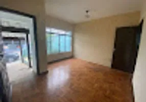 Foto 1 de Casa com 2 Quartos à venda, 94m² em Vila Eldizia, Santo André