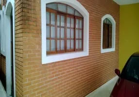 Foto 1 de Casa com 2 Quartos à venda, 184m² em Vila Dalva, São Paulo
