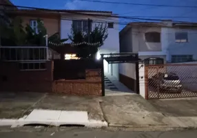 Foto 1 de Sobrado com 3 Quartos para alugar, 200m² em Vila Mariana, São Paulo