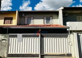 Foto 1 de Casa com 3 Quartos à venda, 182m² em Jardim Albatroz, Londrina