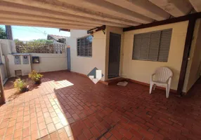 Foto 1 de Casa com 2 Quartos para alugar, 75m² em Jardim Garcia, Campinas