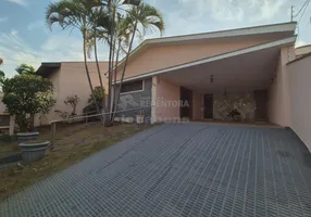Foto 1 de Casa com 3 Quartos para alugar, 191m² em Santos Dumont, São José do Rio Preto