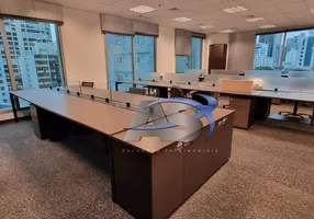 Foto 1 de Sala Comercial para alugar, 225m² em Itaim Bibi, São Paulo