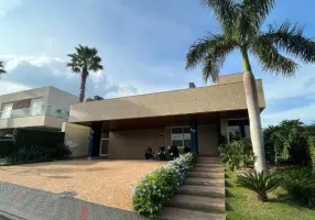 Foto 1 de Casa de Condomínio com 3 Quartos à venda, 398m² em Parque Veneza, Arapongas