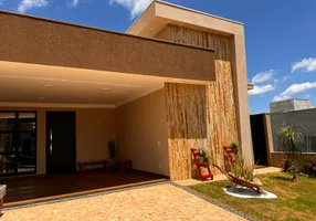 Foto 1 de Casa de Condomínio com 3 Quartos à venda, 150m² em Jardim Valencia, Ribeirão Preto