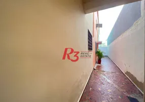 Foto 1 de Sobrado com 2 Quartos à venda, 80m² em Macuco, Santos