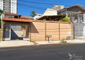 Foto 1 de Sobrado com 4 Quartos à venda, 340m² em Andrade, Londrina