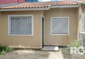 Foto 1 de Casa com 2 Quartos à venda, 43m² em Vila Tres Marias, Esteio