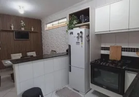 Foto 1 de Casa com 3 Quartos à venda, 170m² em Vila Mazzei, São Paulo