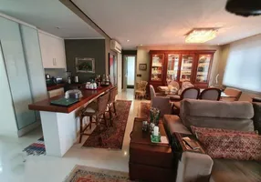 Foto 1 de Apartamento com 2 Quartos à venda, 89m² em Moinhos de Vento, Porto Alegre