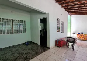 Foto 1 de Casa com 2 Quartos à venda, 100m² em Setor Oeste, Brasília