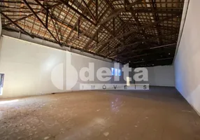 Foto 1 de Galpão/Depósito/Armazém à venda, 300m² em Fundinho, Uberlândia