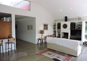 Foto 1 de Casa de Condomínio com 3 Quartos à venda, 275m² em Granja Viana, Cotia