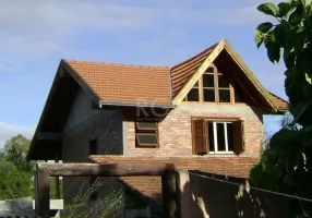 Foto 1 de Casa com 3 Quartos à venda, 130m² em Hípica, Porto Alegre