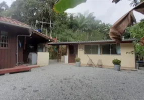 Foto 1 de Fazenda/Sítio com 3 Quartos à venda, 675m² em Vargem do Braco, Santo Amaro da Imperatriz