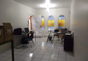 Foto 1 de Sobrado com 3 Quartos à venda, 184m² em Santa Maria, Santo André