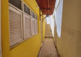 Foto 1 de Casa com 2 Quartos à venda, 50m² em Ribeira, Natal